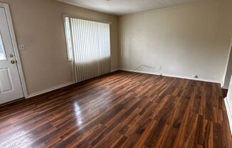 4 beds, 1 bath, $1,100