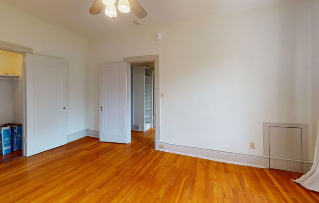 2 beds, 1 bath, $3,250, Unit Unit 301