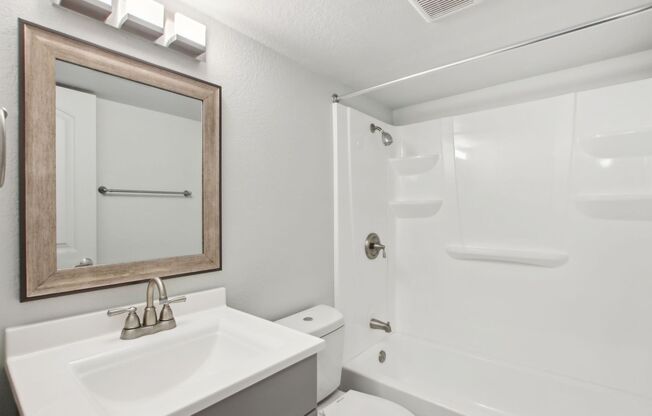 2 beds, 1 bath, 748 sqft, $1,649, Unit E67