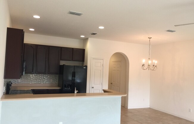 Pond view!!  3Bed/2.5Bath/1car Garage Townhouse in the Gated community of Heritage Commons.