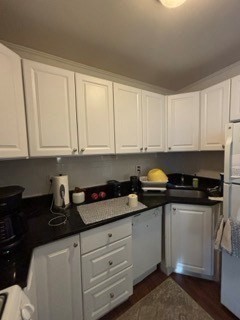 1 bed, 1 bath, 350 sqft, $2,715, Unit #24