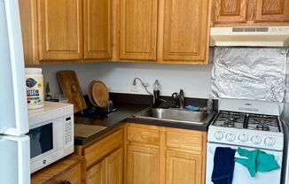 1 bed, 1 bath, 500 sqft, $1,075, Unit 408