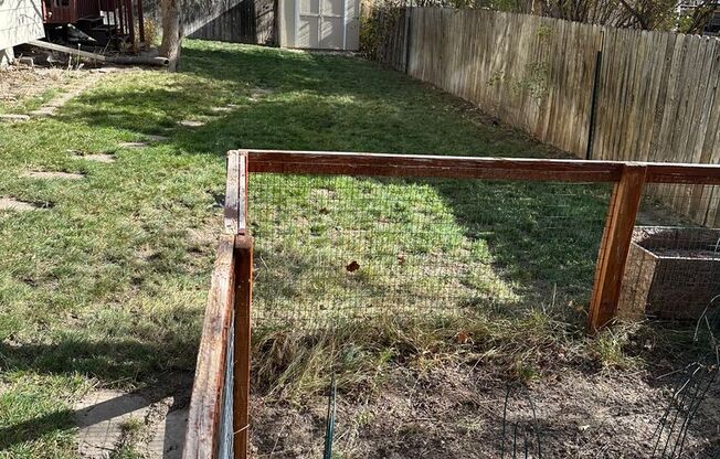 Beautiful 5B home in Erie Available January 2026 !