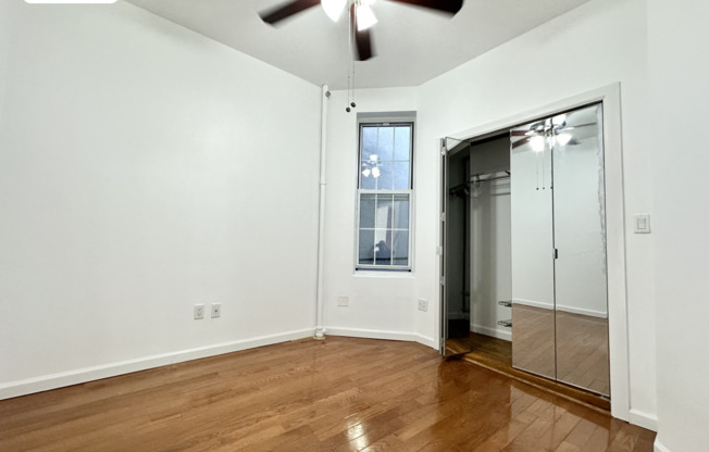 326 E 93 ST