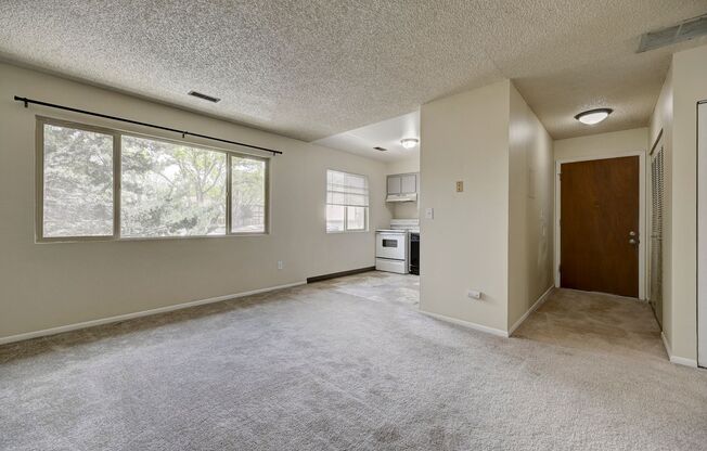 Manitou Blvd 1485