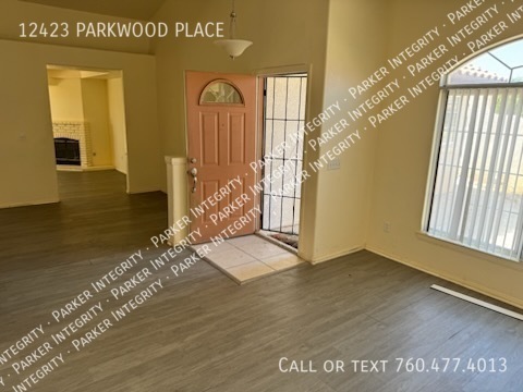 12423 PARKWOOD PL