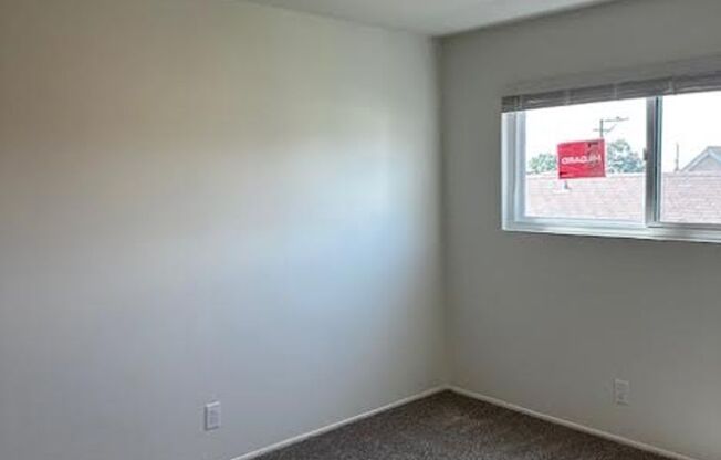 1 bed, 1 bath, $2,050, Unit 1159 E Meta St Apt #7