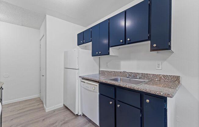 1 bed, 1 bath, 690 sqft, $1,200, Unit 201