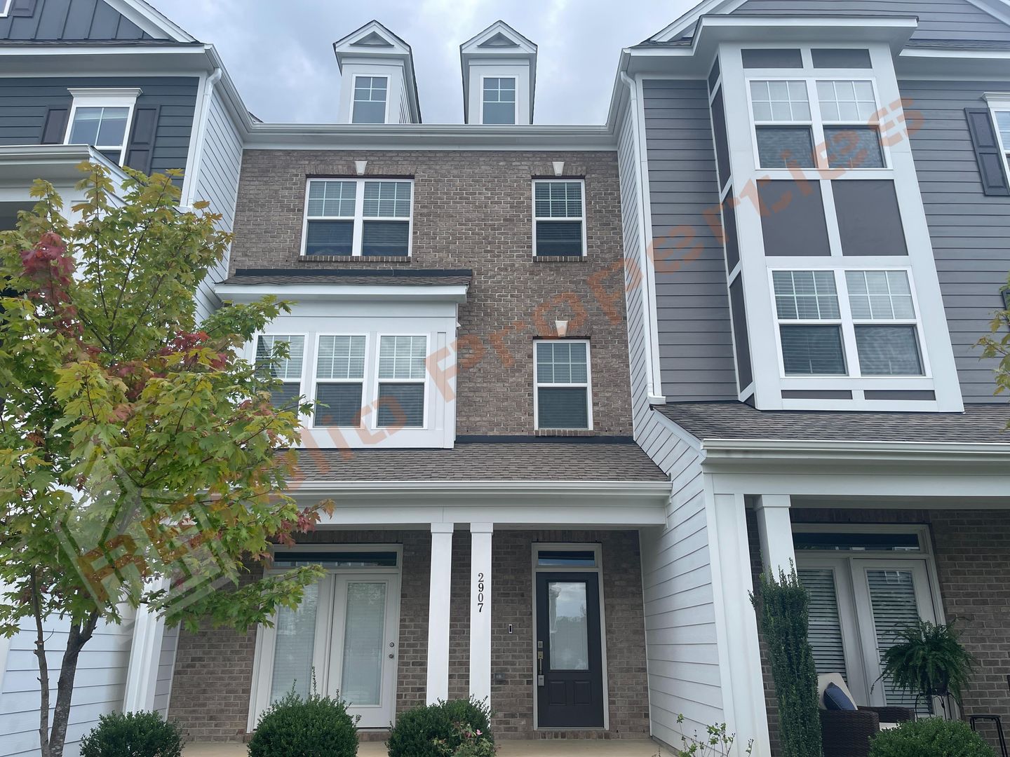 Luxury 3 Story 4 BD/3.5 Bath Townhome @ Smith Farm, Apex! Available Now!