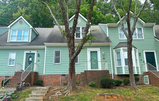 Recently Renovated Townhome in Raleigh!