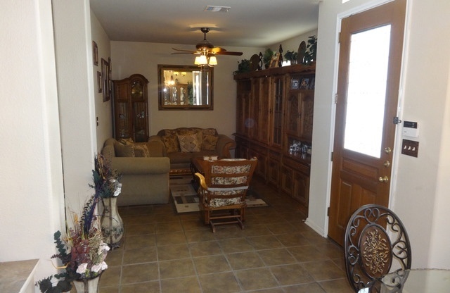 Spacious 4/3 in Cibolo Tx on a Culdesac