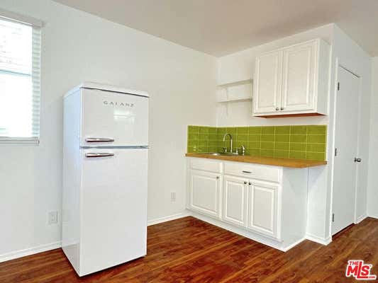 Studio, 1 bath, $1,400