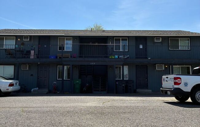 3315 W 1st Pl