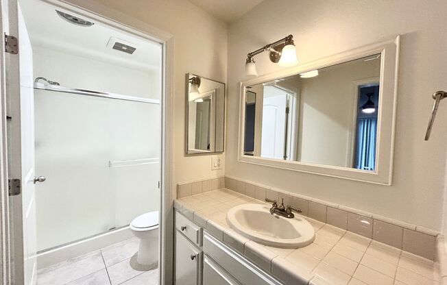 2 beds, 2 baths, $2,995, Unit 109