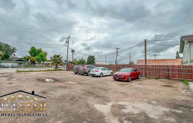 1316 E California Ave