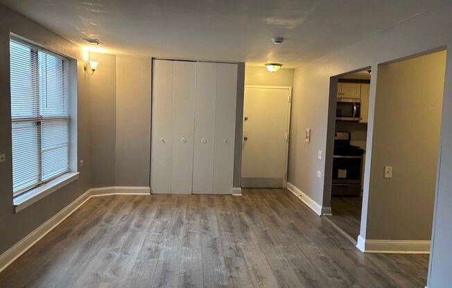 2 beds, 1 bath, 1,100 sqft, $1,686, Unit 3145-103