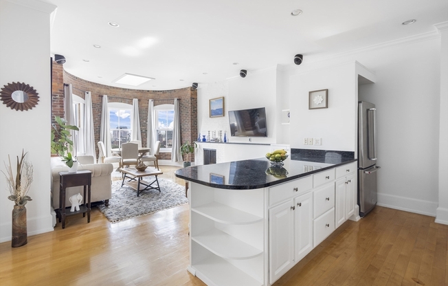 36 Hancock St