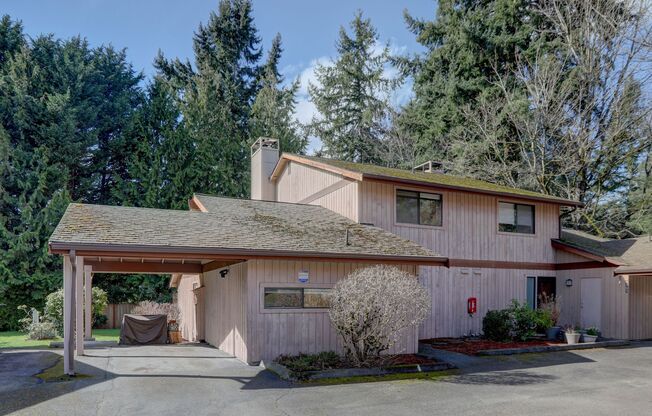 Amazing Bridle Trails 3BR 1.75BA Townhome Fully Updated and Available Now!