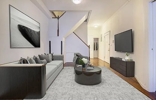 314 W 58 ST