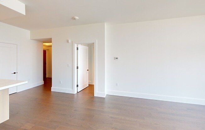 1 bed, 1.5 baths, 945 sqft, $15,000, Unit 24B