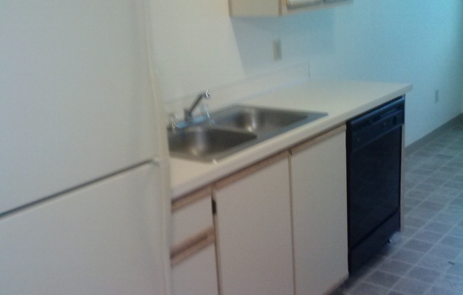 2 beds, 1 bath, 800 sqft, $1,500, Unit 1909-77