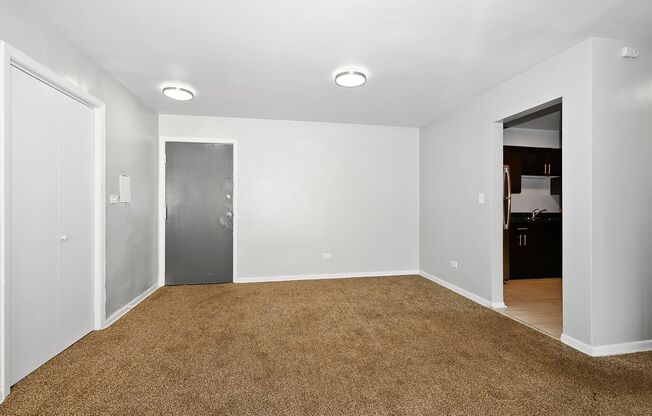 2 beds, 1.5 baths, 1,200 sqft, $1,350, Unit 7700 - 317