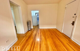 2647 N Spaulding Ave