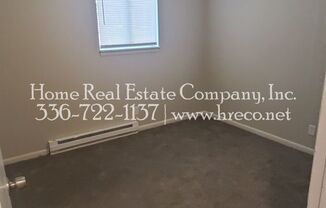 2 beds, 1 bath, $795, Unit 1