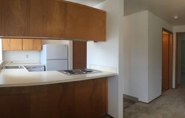 Woodview Village | Dining Area
