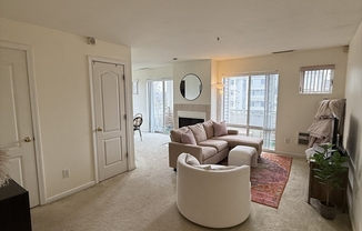 2 beds, 1.5 baths, 1,054 sqft, $2,800, Unit 310