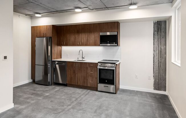 Studio, 1 bath, 426 sqft, $1,845, Unit 303