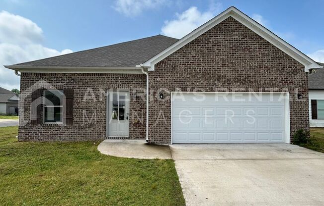 Home for Rent in Tuscaloosa, AL! AVAILABLE TO VIEW!!