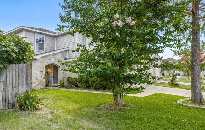 Spacious 3 Bedroom, 2.5 Bath Home Ready for New Tenants- Duncanville ISD- 75249