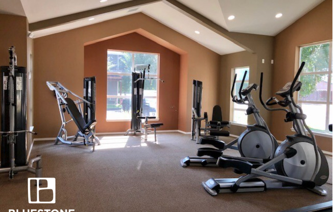 2 beds, 2 baths, 1,015 sqft, $1,450, Unit 1276-104