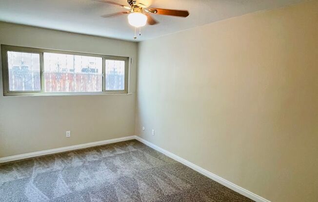 2 beds, 1 bath, $2,400, Unit 1