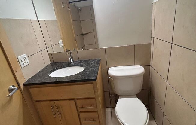 1 bed, 1 bath, 800 sqft, $1,395, Unit 301