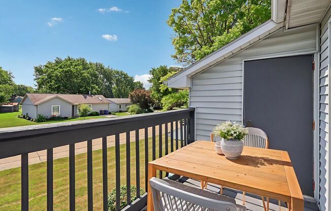 2 beds, 1.5 baths, 900 sqft, $959, Unit 3007F