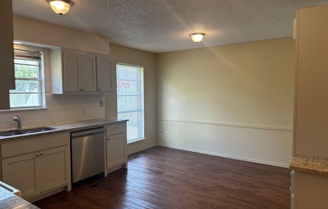 This duplex offers 3 spacious bedrooms, 2.5 bathrooms, and a 2-car garage.