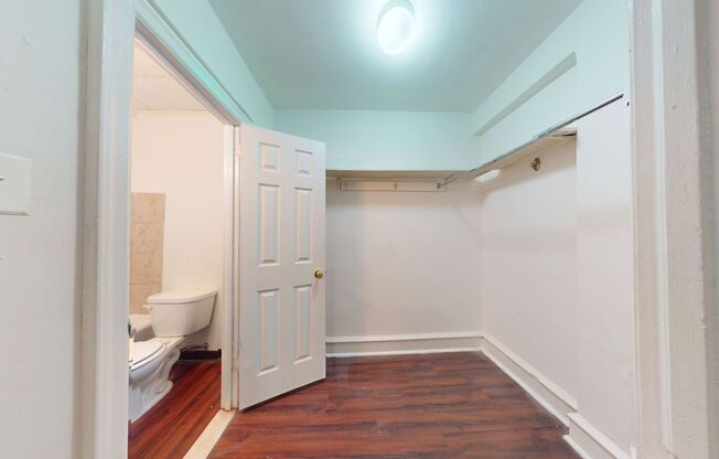 Studio, 1 bath, 295 sqft, $890, Unit A108