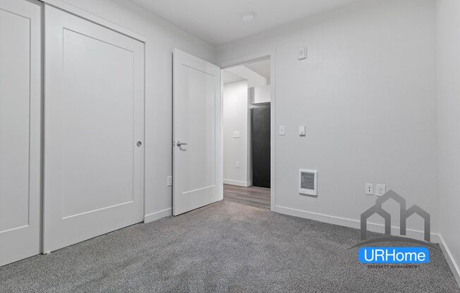 2 beds, 1 bath, 793 sqft, $1,910, Unit 301