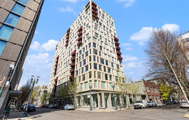937 NW Glisan Street #436
