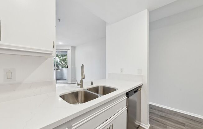 2 beds, 2 baths, 1,100 sqft, $2,098, Unit 107