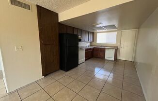 2 beds, 1 bath, 650 sqft, $1,195, Unit 3