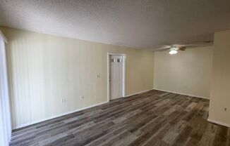 2 beds, 2 baths, $1,450, Unit # #M 222