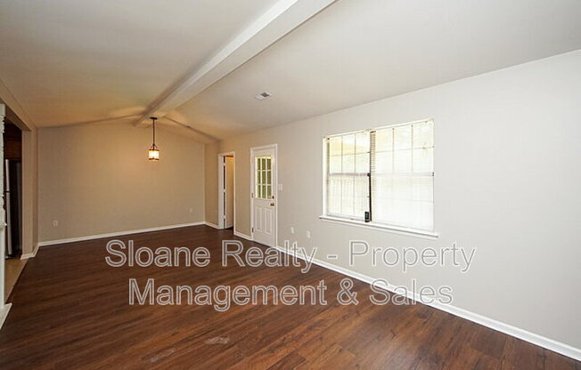 7616 VALLEYVIEW CIR
