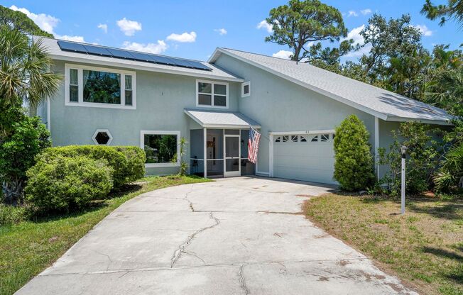 ** STUNNING 4 BEDROOM 2 FULL BATH/ 2 HALF BATH HOME WITH A PRIVATE POOL LOCATED JUST MINUTES FROM NOKOMIS BEACH! **