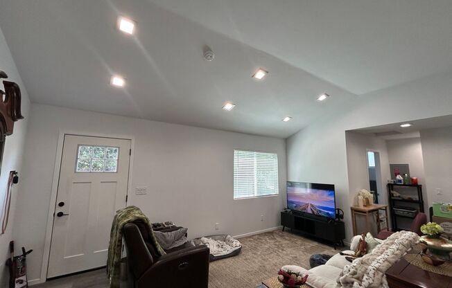 1005 E. Colton Ave.