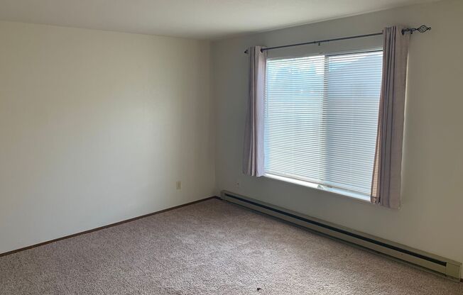 Yorba (1292 SE 4th Ave)