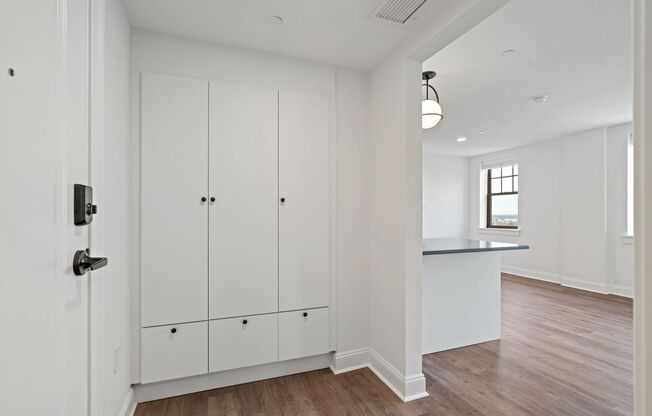 Studio, 1 bath, 576 sqft, $2,295, Unit 1003