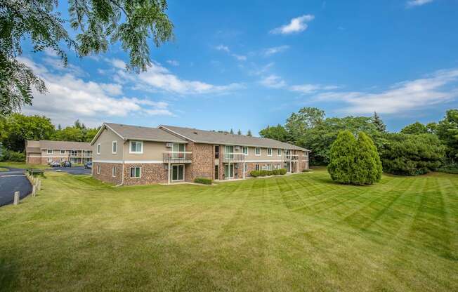 Lush Landscaping at Glen Hills Apartments, Wisconsin, 53209